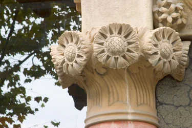 Colonne, 1905